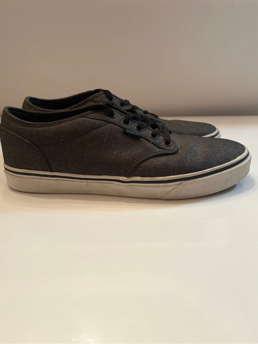 Vans Men's Low-Top Canvas Sneakers in Charcoal Gray
